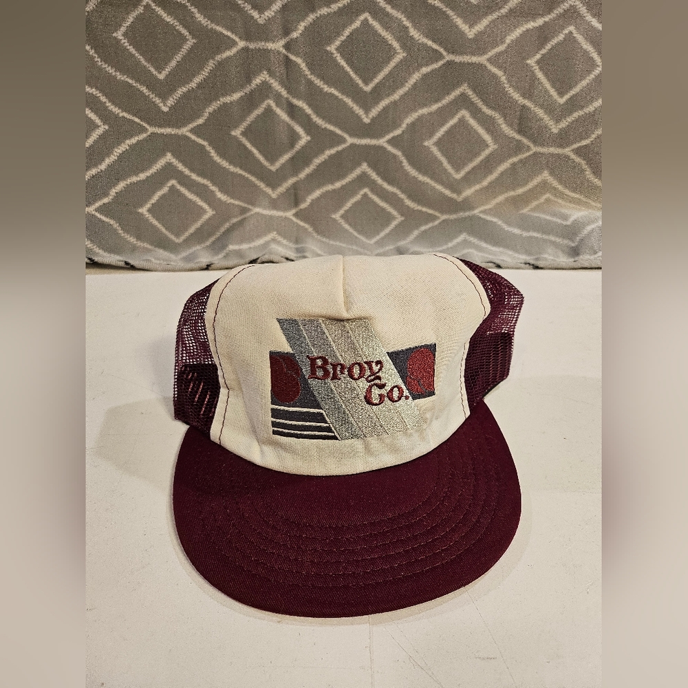 Vintage snap back broy co. trucker hat